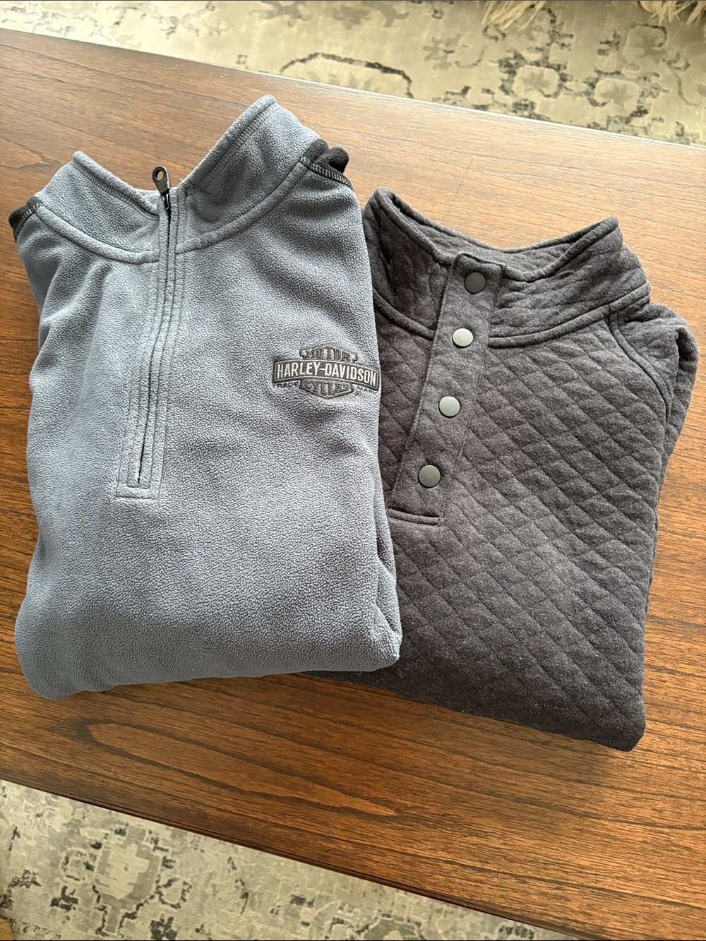 Bundle 2 tops Harley Davidson/Eddie Bauer size XL.